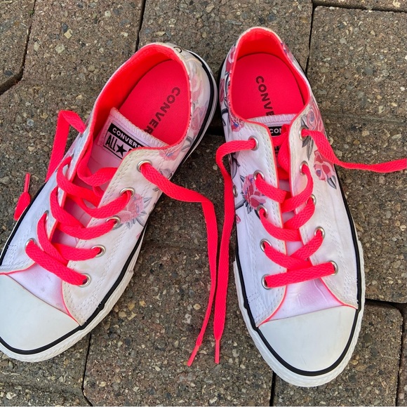 Converse Chuck Taylor All Star Pretty Strong girls low sneakers. Size 3. Used - Picture 11 of 11